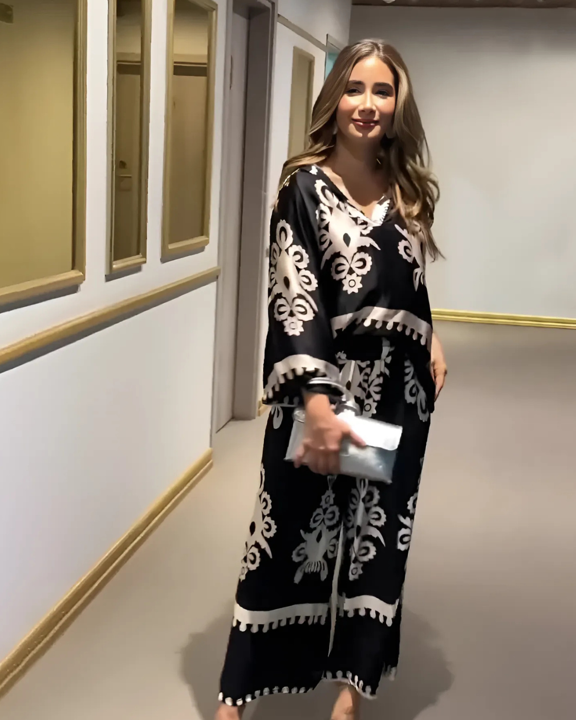 Conjunto Livía | Decote em V - (Estilo Francês)